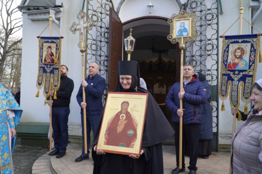 Храм Державной иконы Божией матери Ижевск