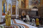 Митрополит Серафим совершил Божественную литургию в Кафедральном соборе Христа Спасителя